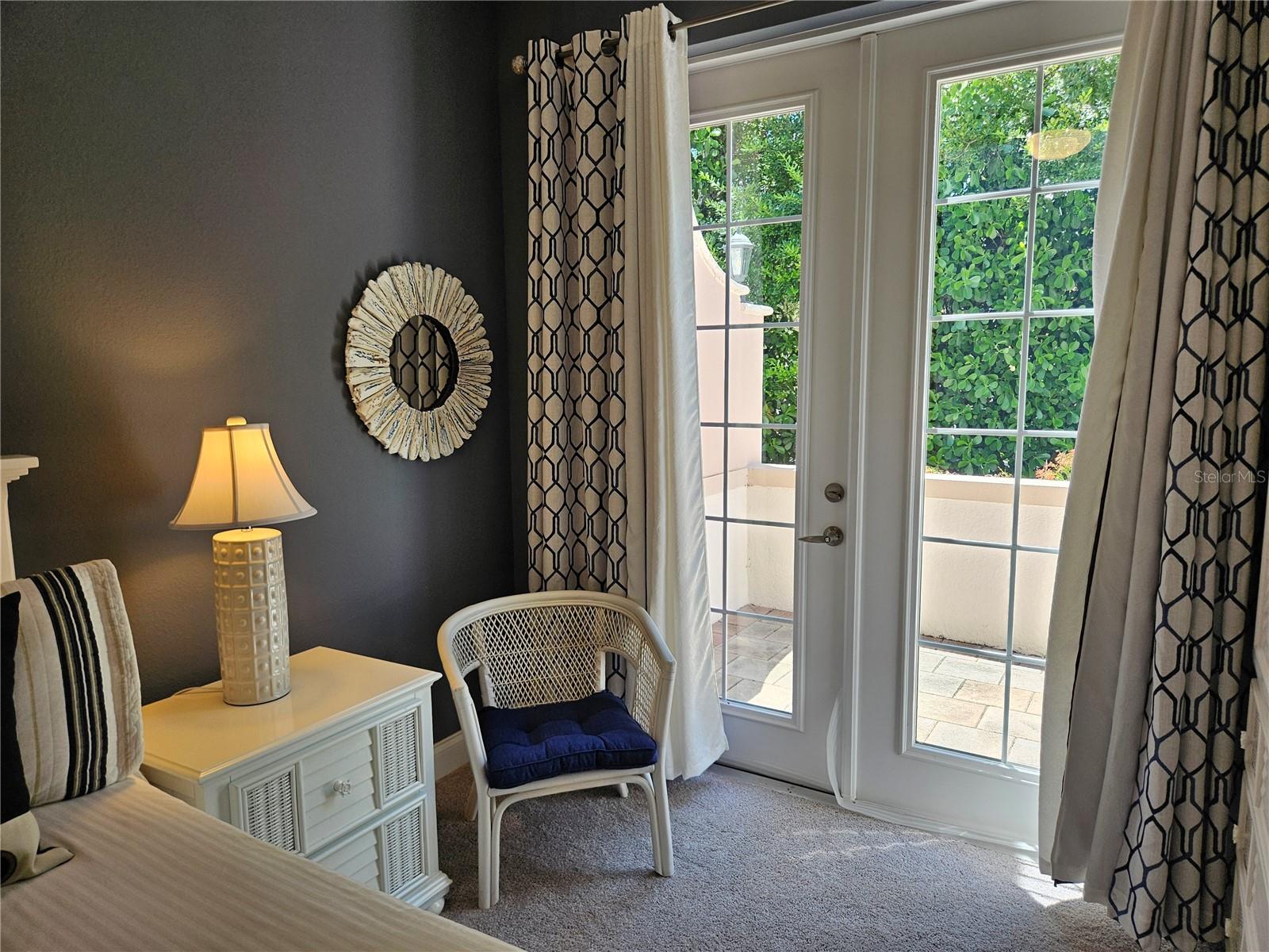 ISLAND COURT VENICE - Residential Lease