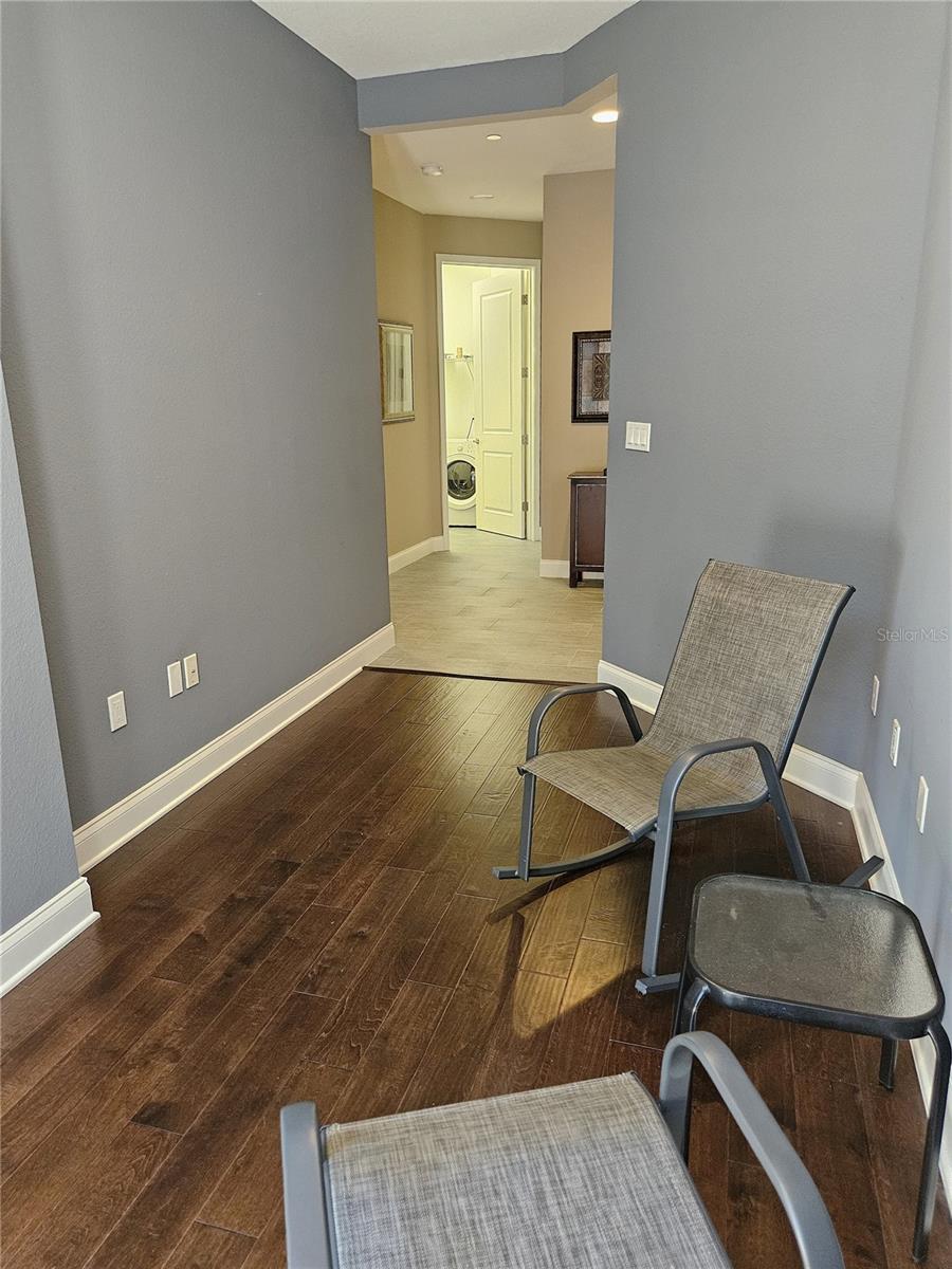 ISLAND COURT VENICE - Residential Lease