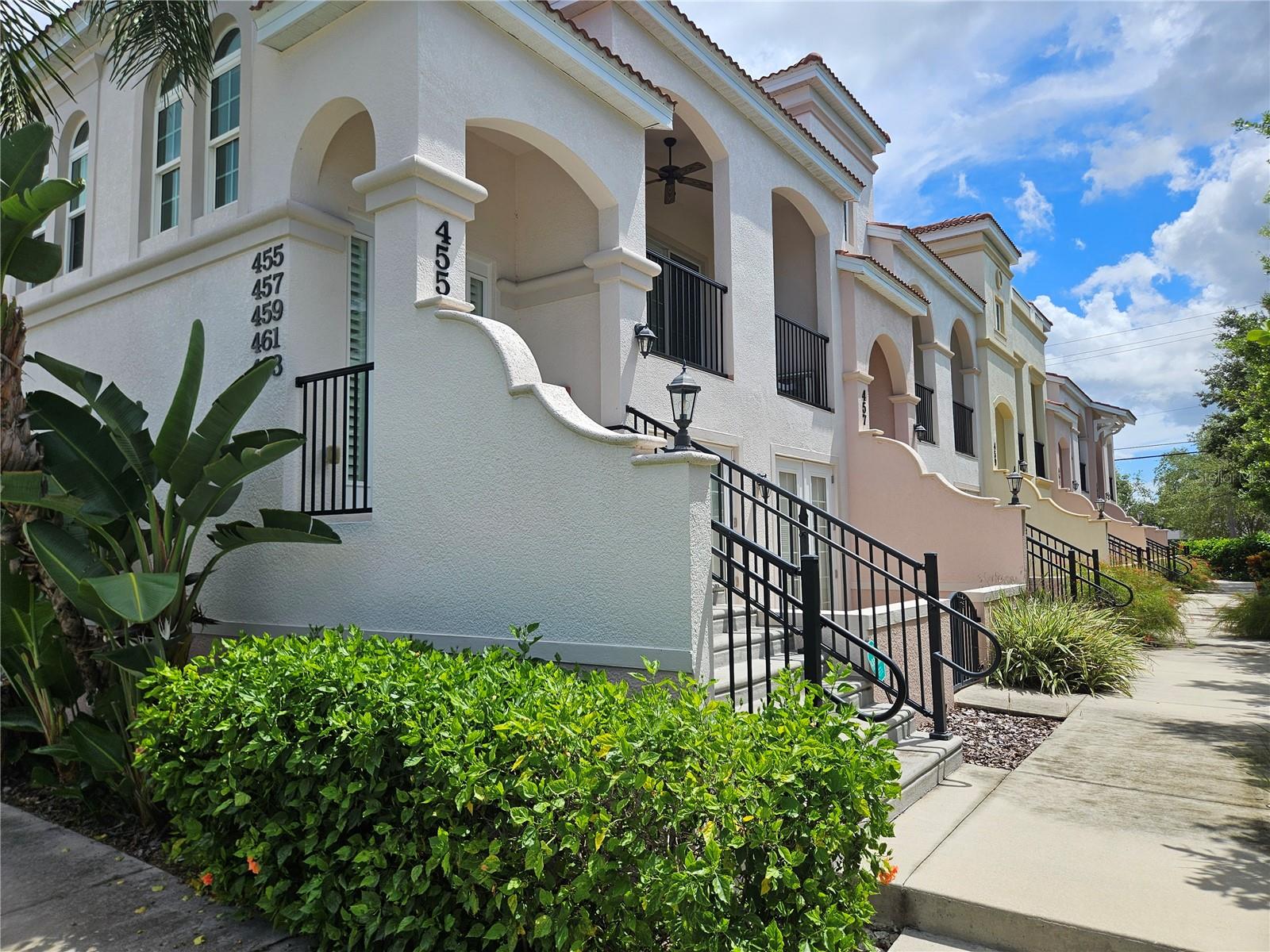 ISLAND COURT VENICE - Residential Lease