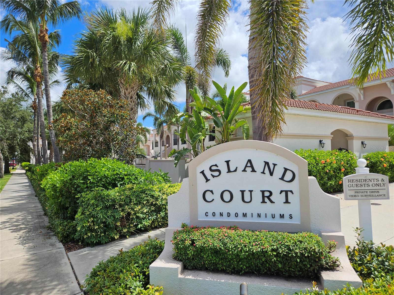 ISLAND COURT VENICE - Residential Lease