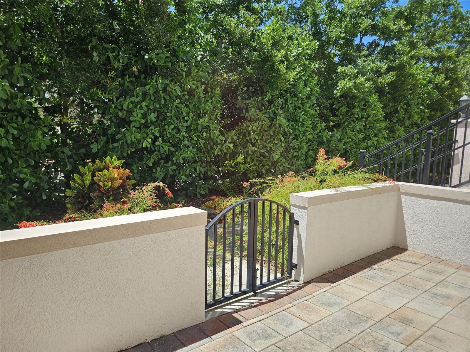 ISLAND COURT VENICE - Residential Lease
