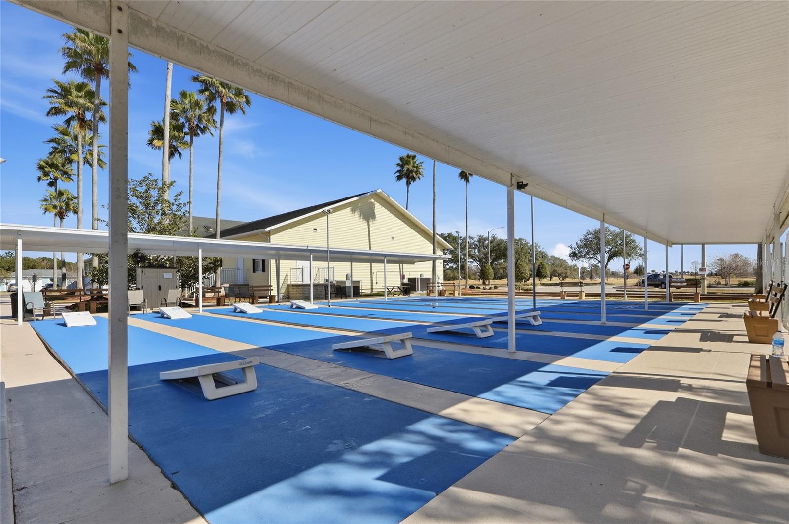 TAMPA BAY GOLF AND TENNIS CLUB - Residential