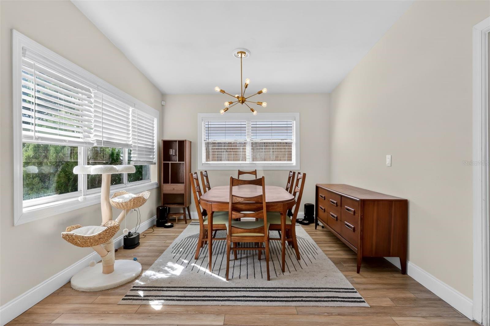 SUNSHINE GARDENS 1ST ADD - Residential