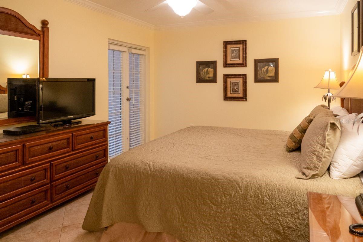 POINT OF ROCKS TERRACE - Residential Income