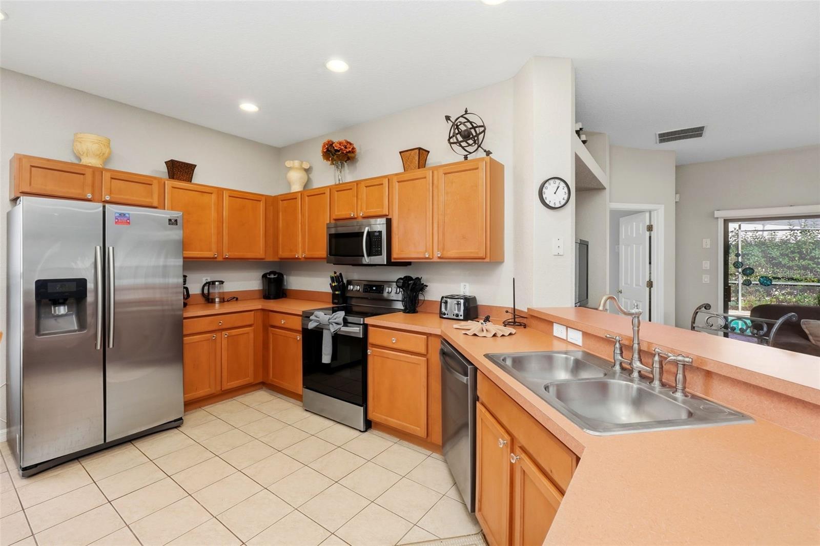 HIGH GROVE UN #2 - Residential