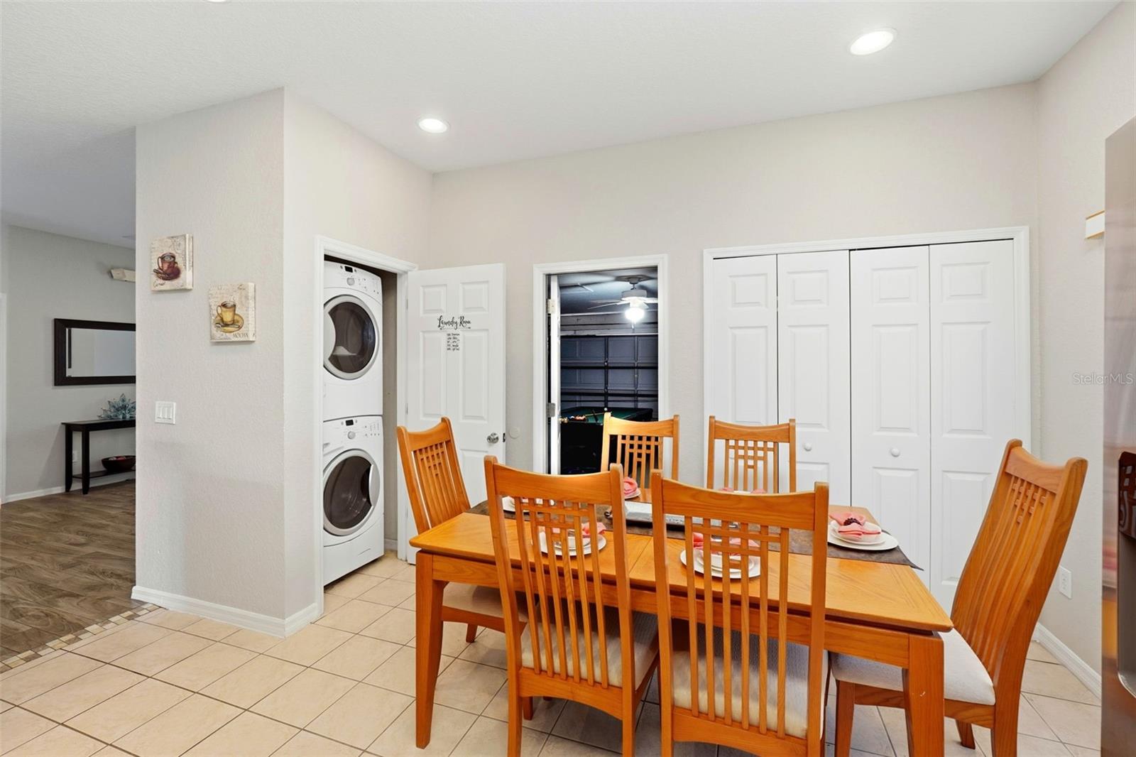 HIGH GROVE UN #2 - Residential