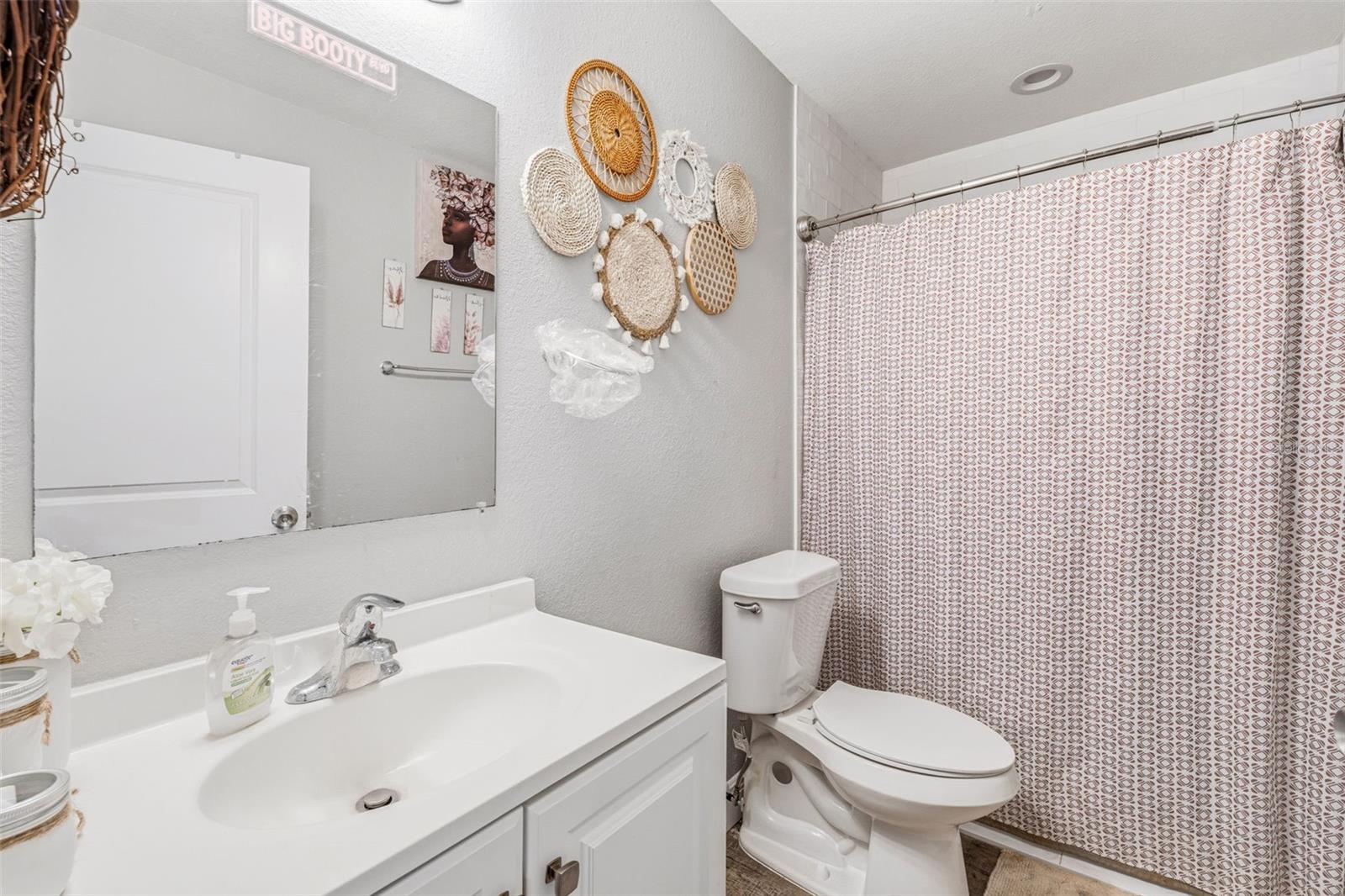 ROYAL HOWARD SUB - Residential