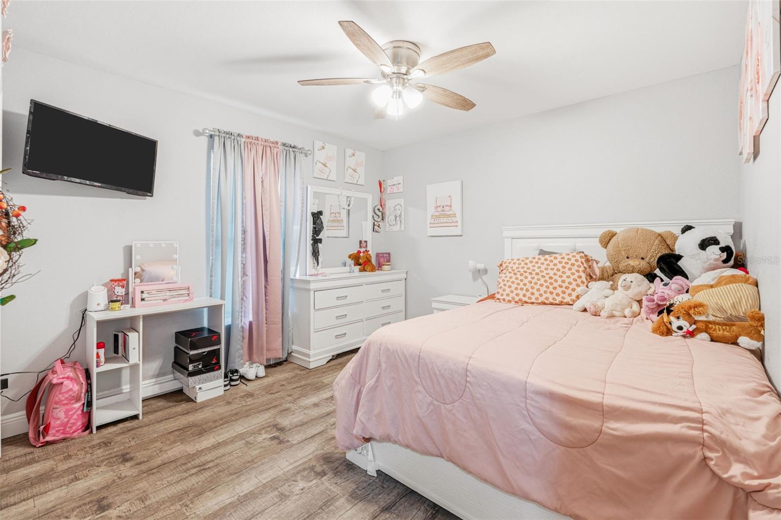 ROYAL HOWARD SUB - Residential