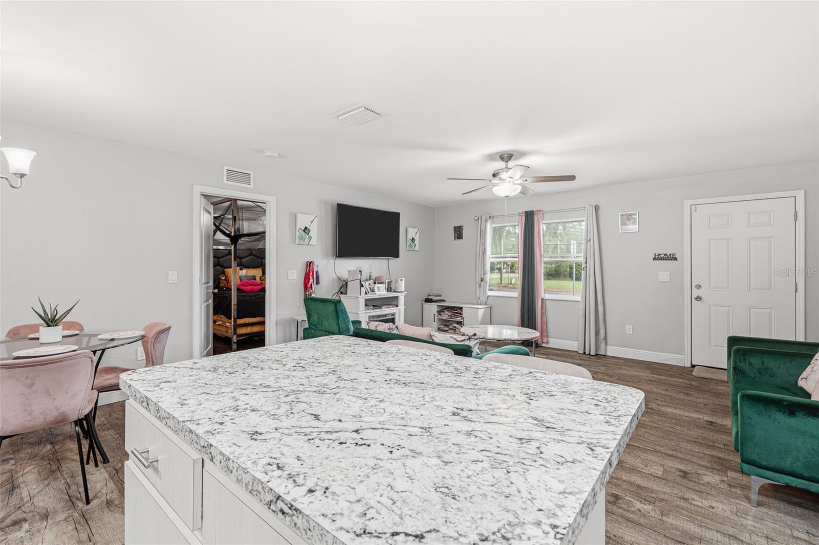 ROYAL HOWARD SUB - Residential