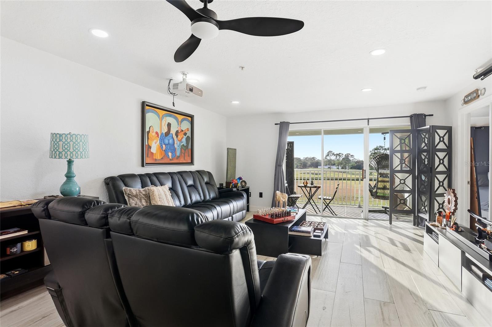 AUDUBON VLS/HUNTERS CRK CONDO - Residential