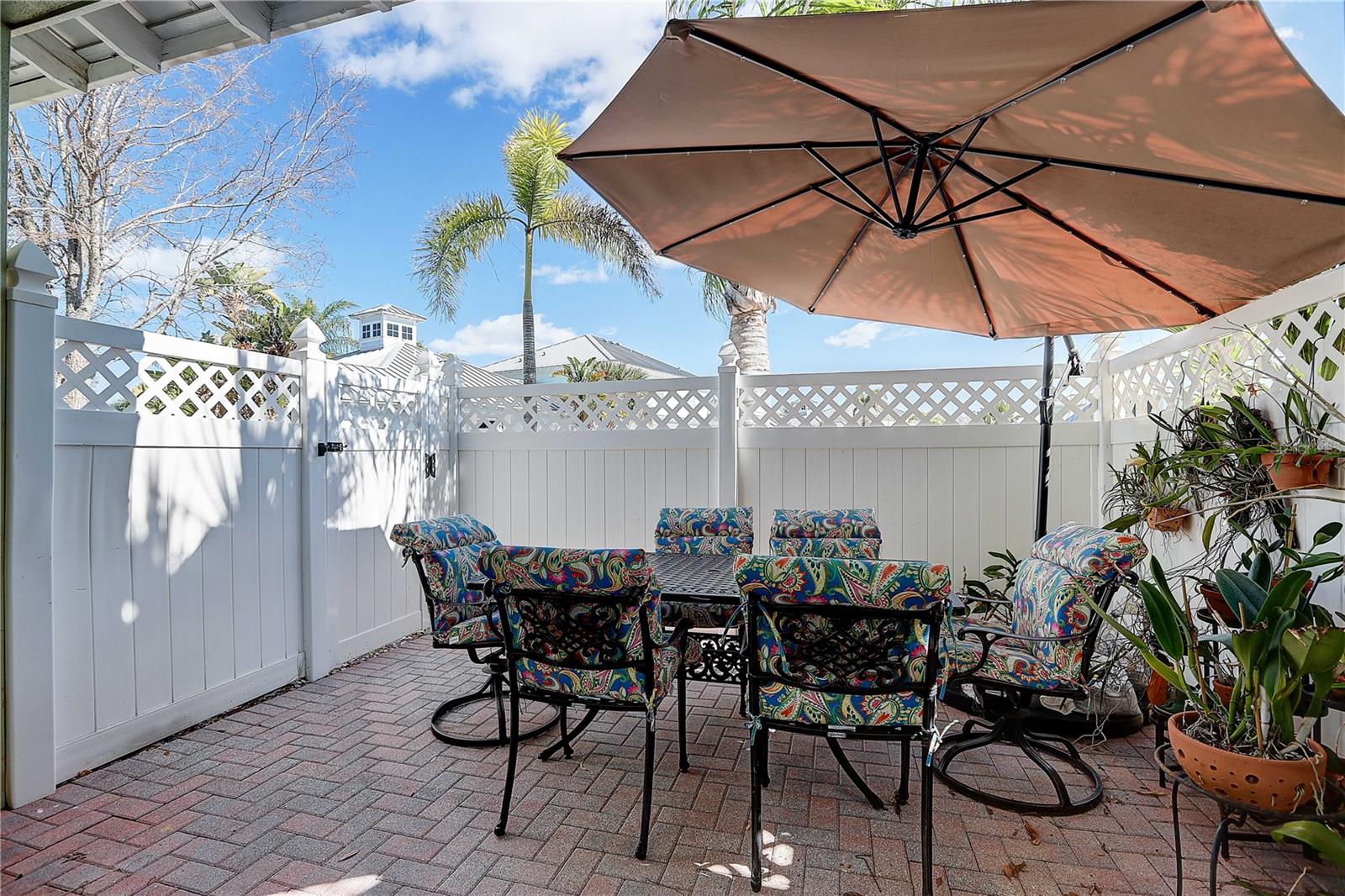 TOWNHOMES AT COMPASS POINTE - Residential