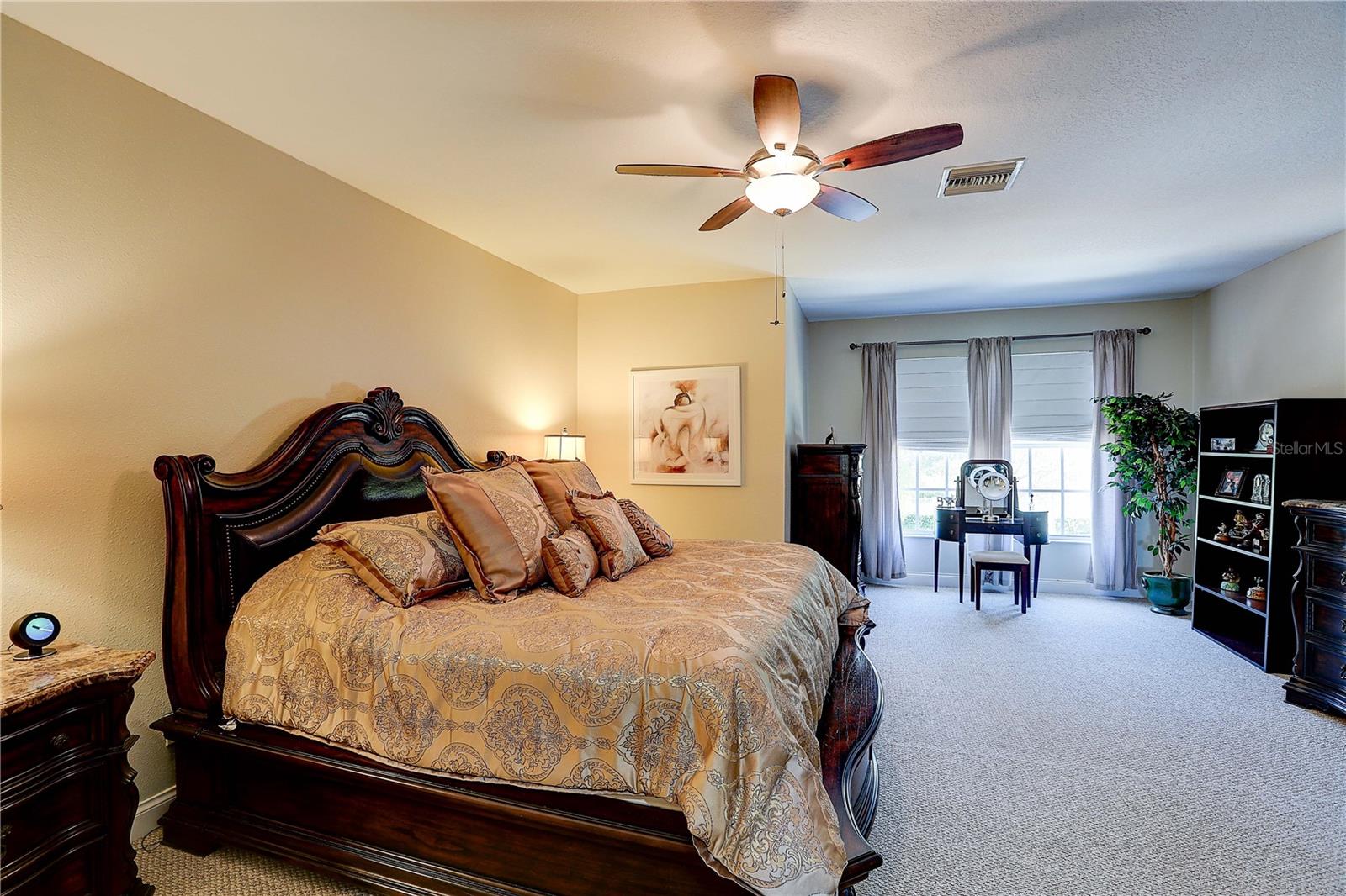 TOWNHOMES AT COMPASS POINTE - Residential