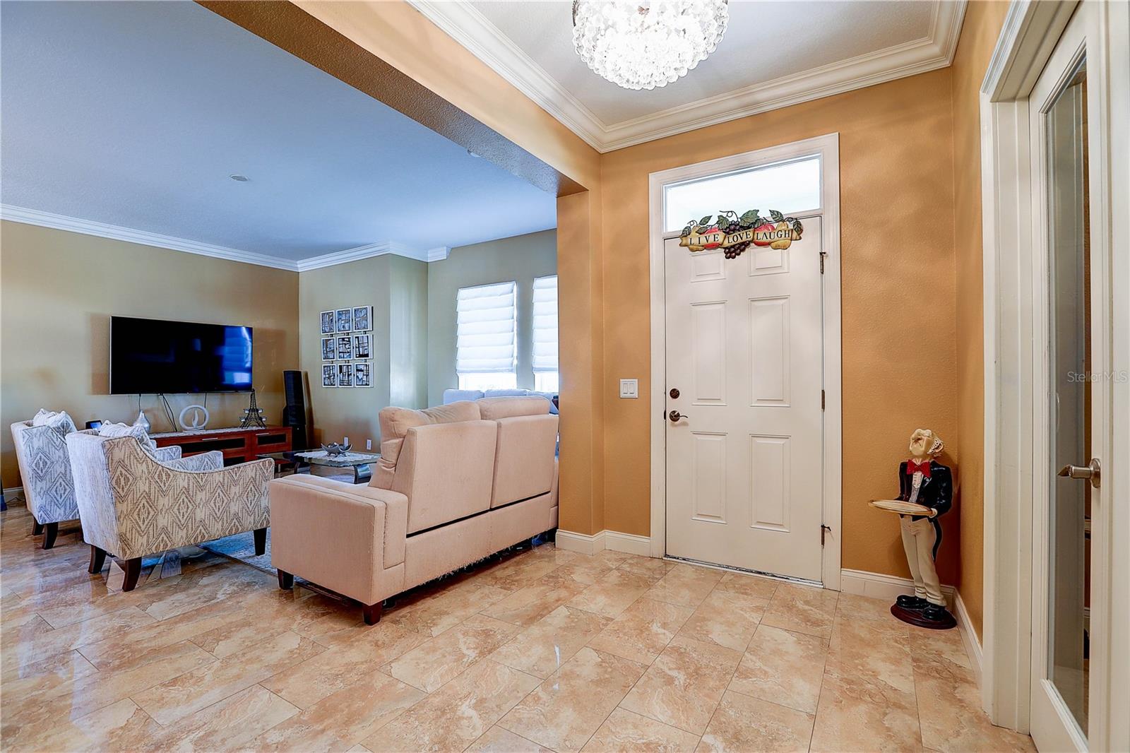 5518 LUMINAR POINTE LANE