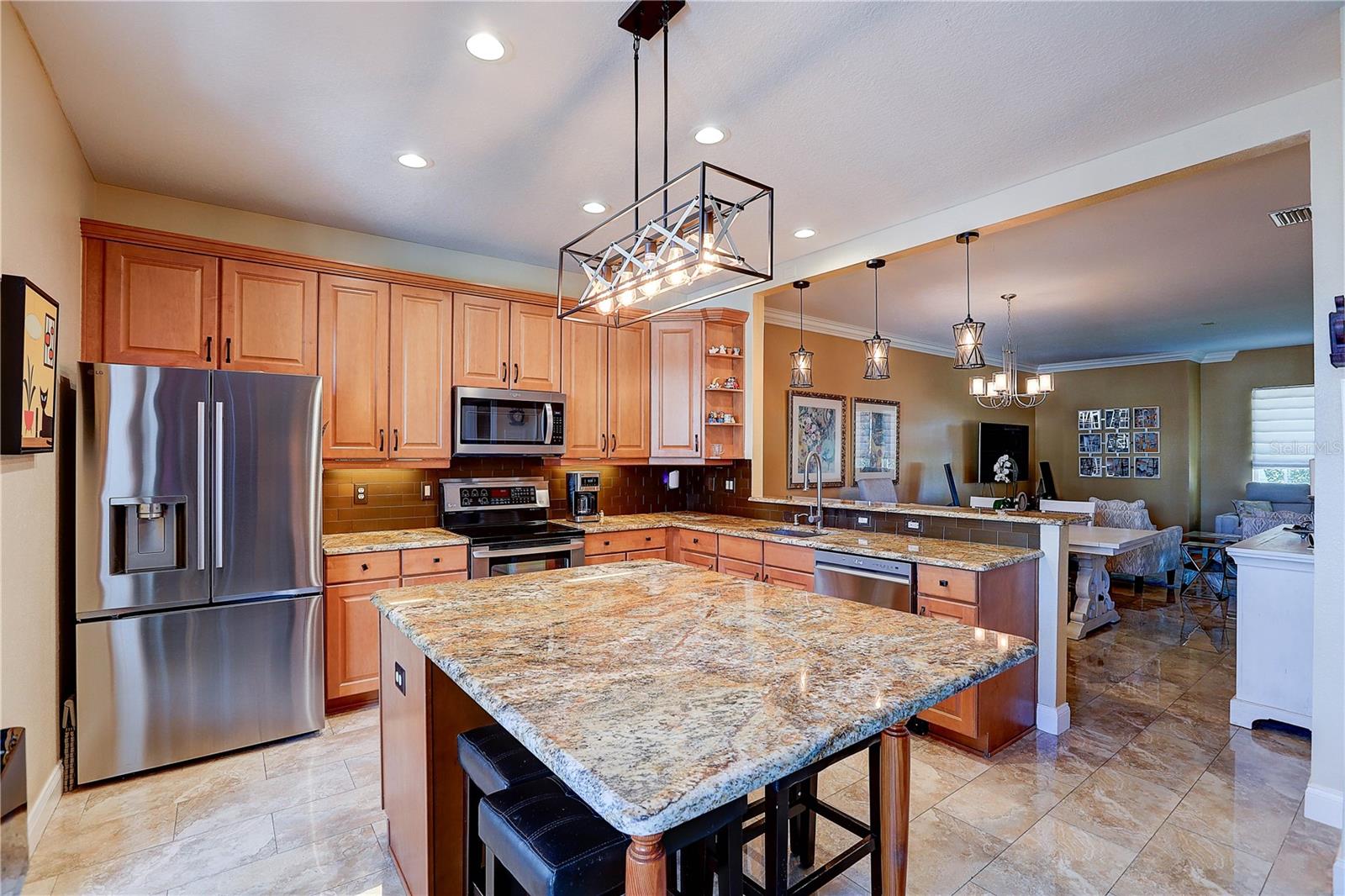 TOWNHOMES AT COMPASS POINTE - Residential