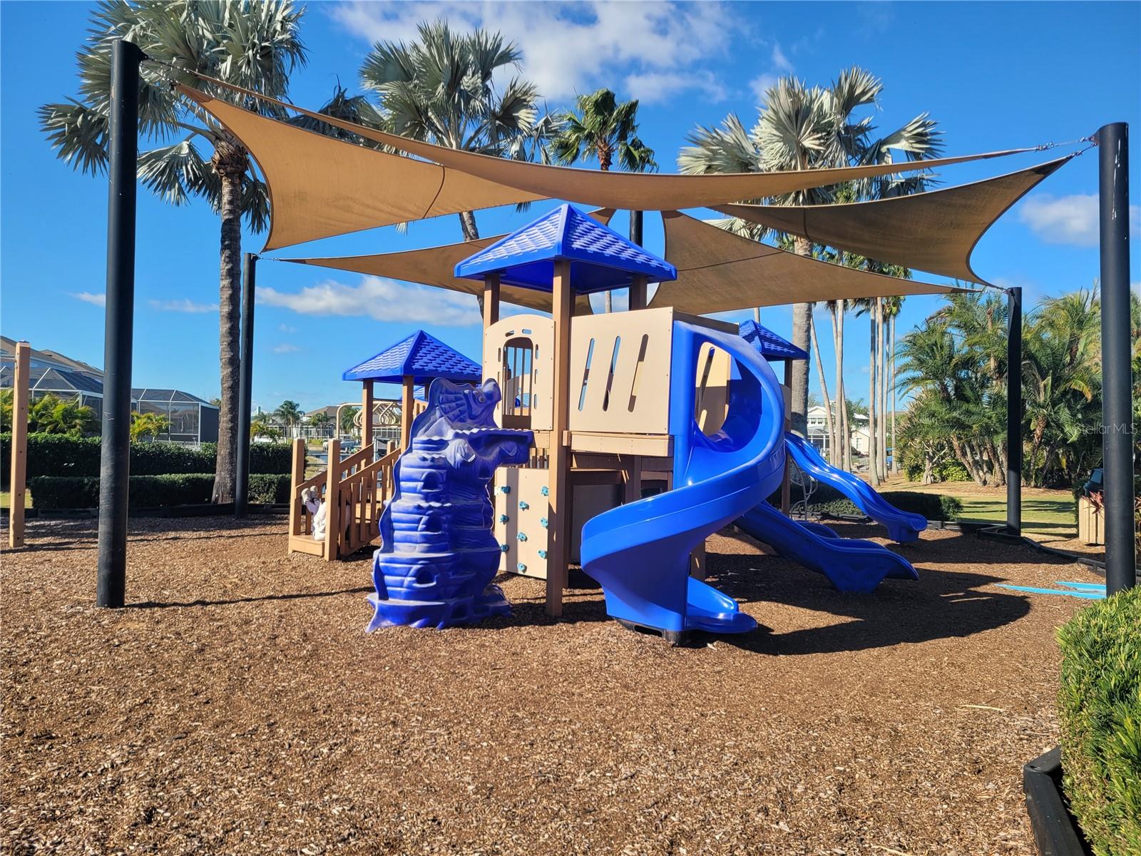 TOWNHOMES AT COMPASS POINTE - Residential