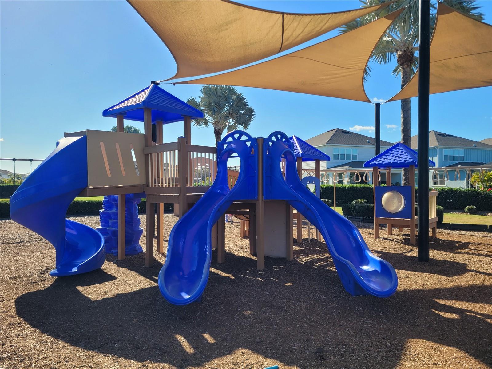 TOWNHOMES AT COMPASS POINTE - Residential