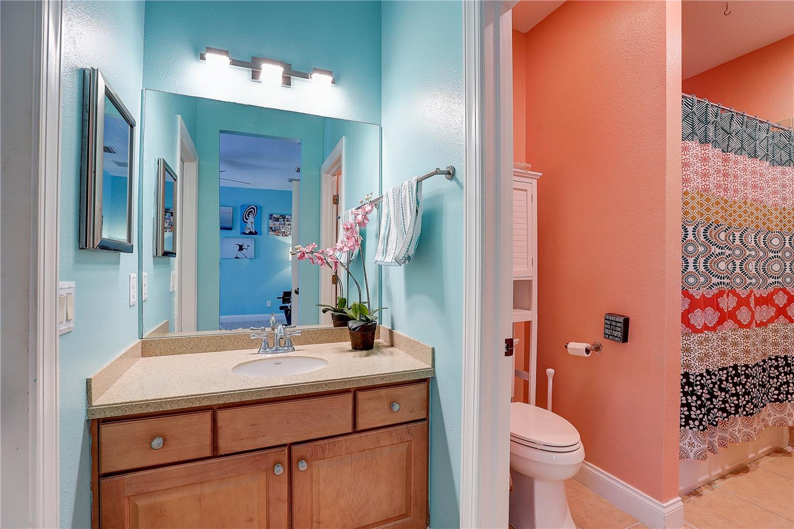 TOWNHOMES AT COMPASS POINTE - Residential