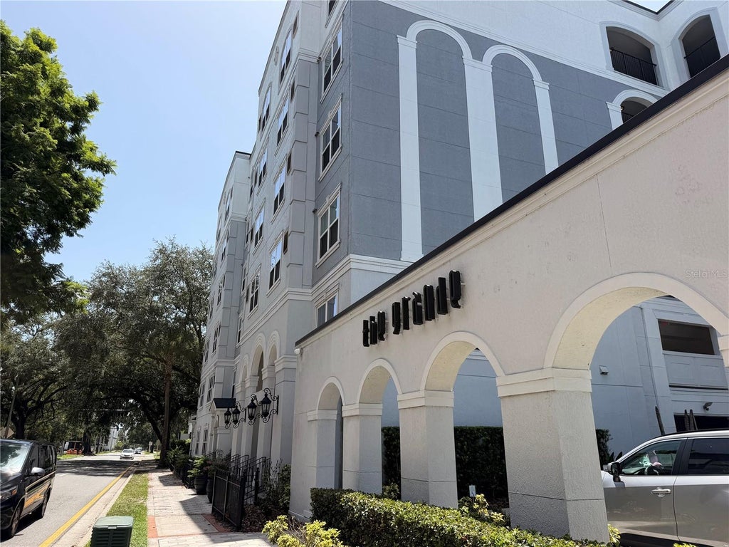 Photo of 304 E South Street #6028, Orlando, FL 32801 (MLS # S5154886)