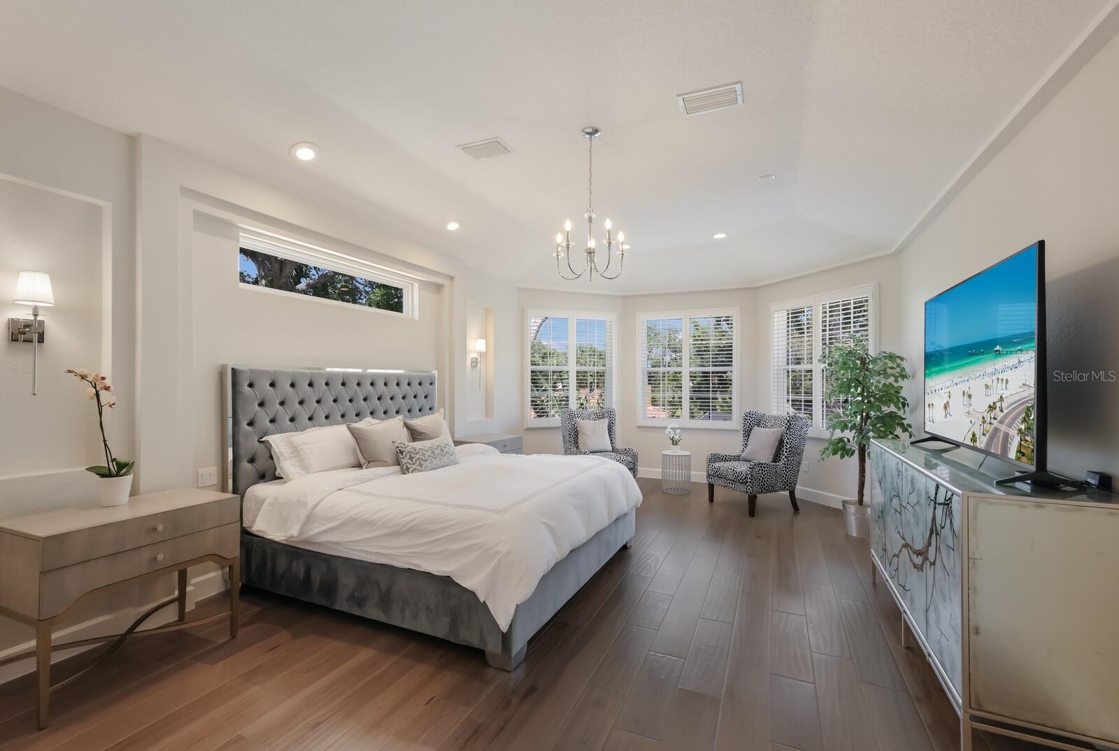 MCCLELLAN PARK - Residential