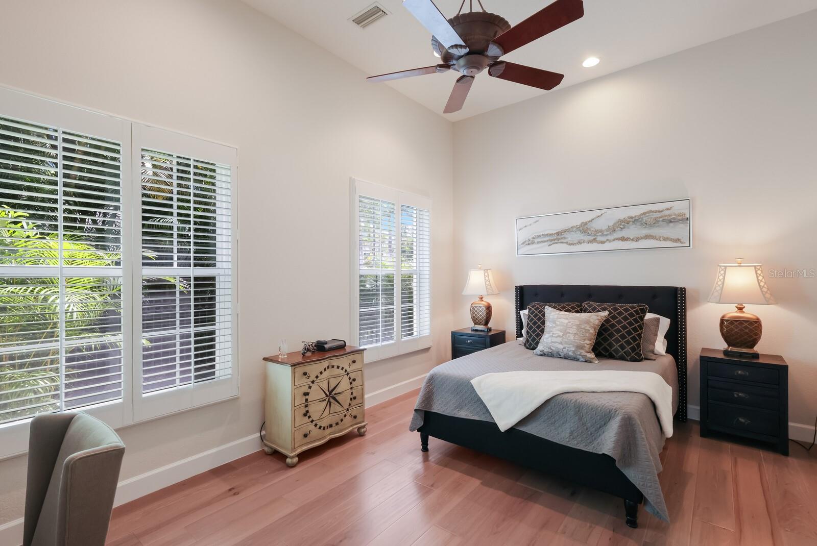 MCCLELLAN PARK - Residential