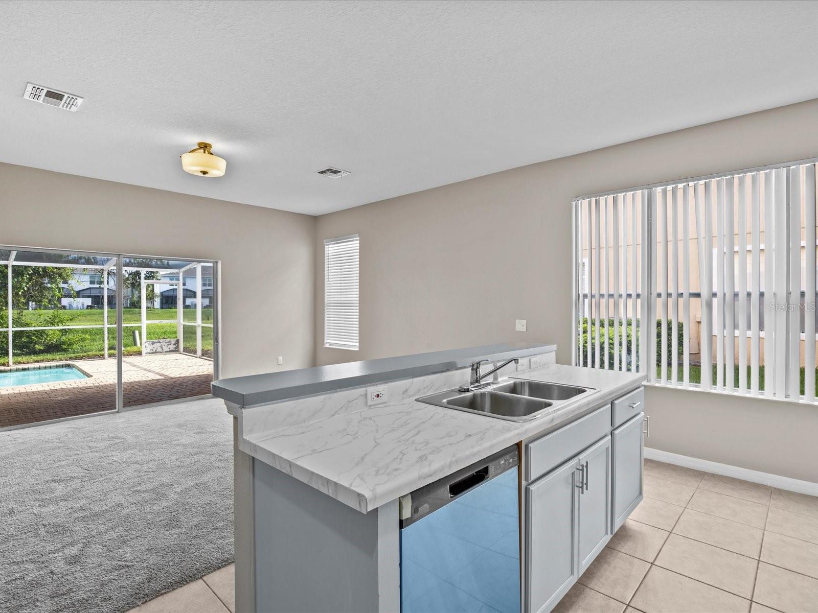 HIDDEN FOREST AT SILVER CREEK - Residential Lease