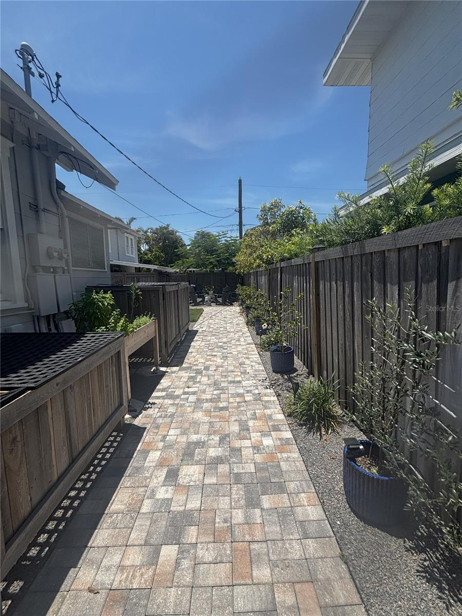 BAYVIEW ADD - Residential Income
