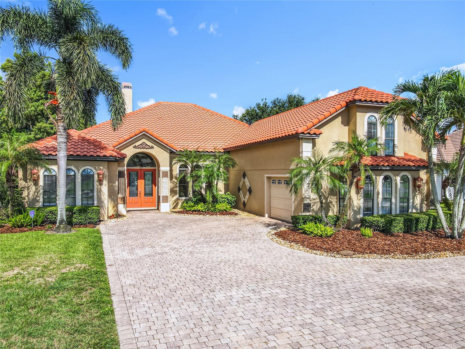 812 JOHNS POINT DRIVE