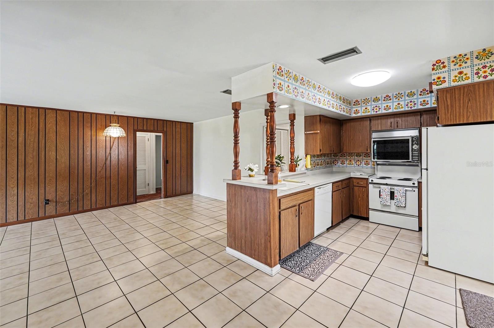 CARROLLWOOD SUB UNIT 22 B - Residential