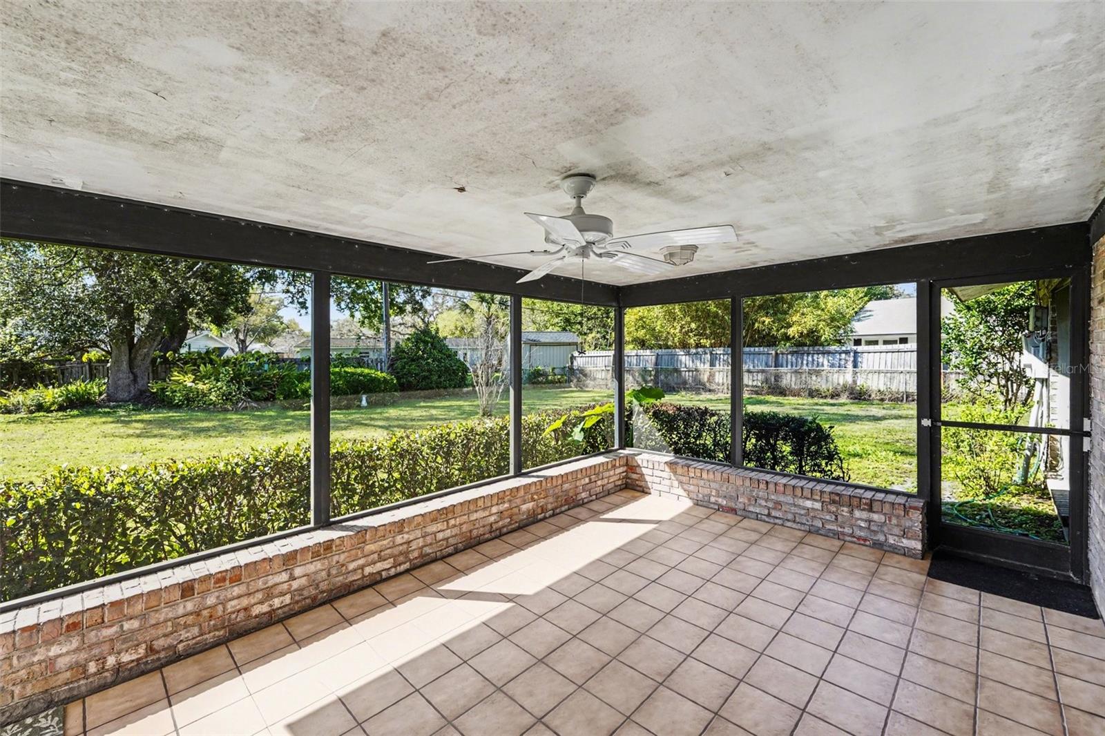 CARROLLWOOD SUB UNIT 22 B - Residential