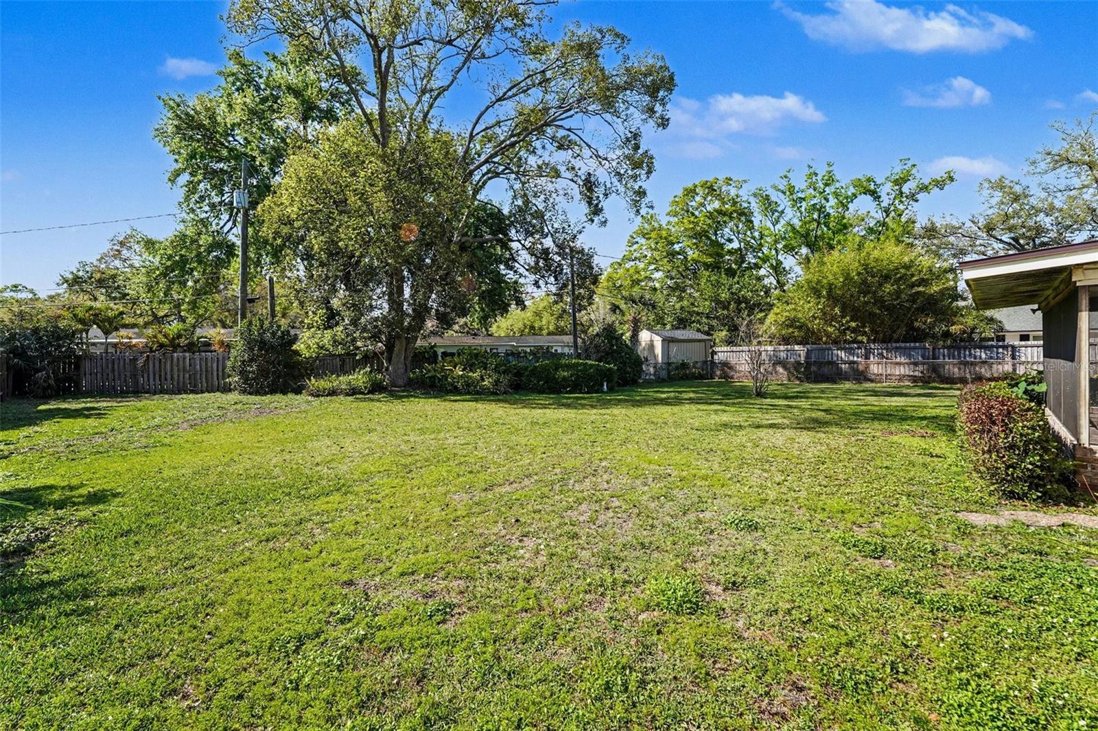 CARROLLWOOD SUB UNIT 22 B - Residential