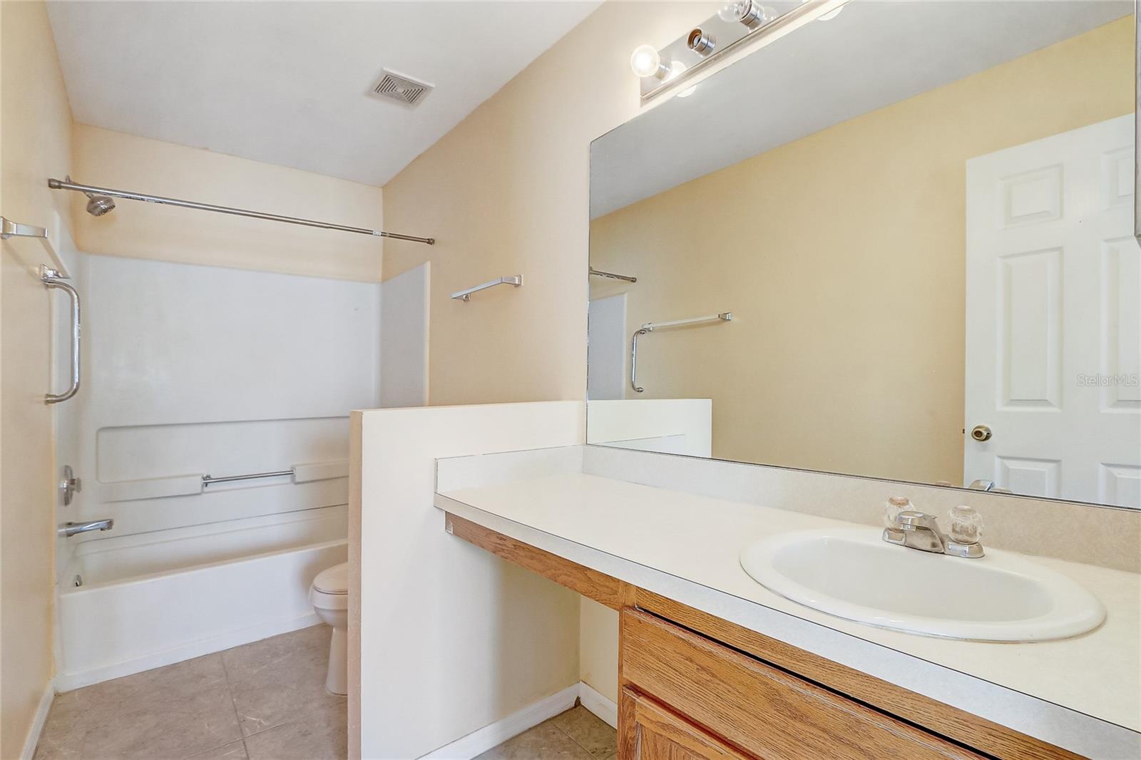 EDGEWATER AT GRAND OAKS PH 02 - Residential