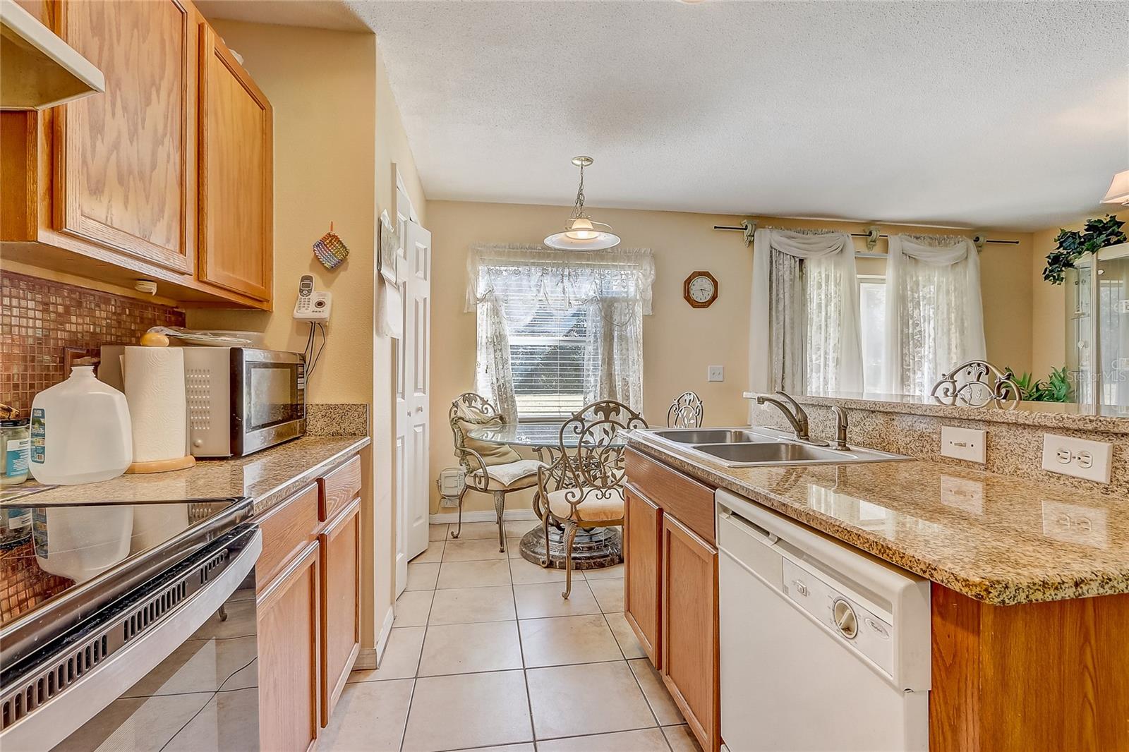 EDGEWATER AT GRAND OAKS PH 02 - Residential