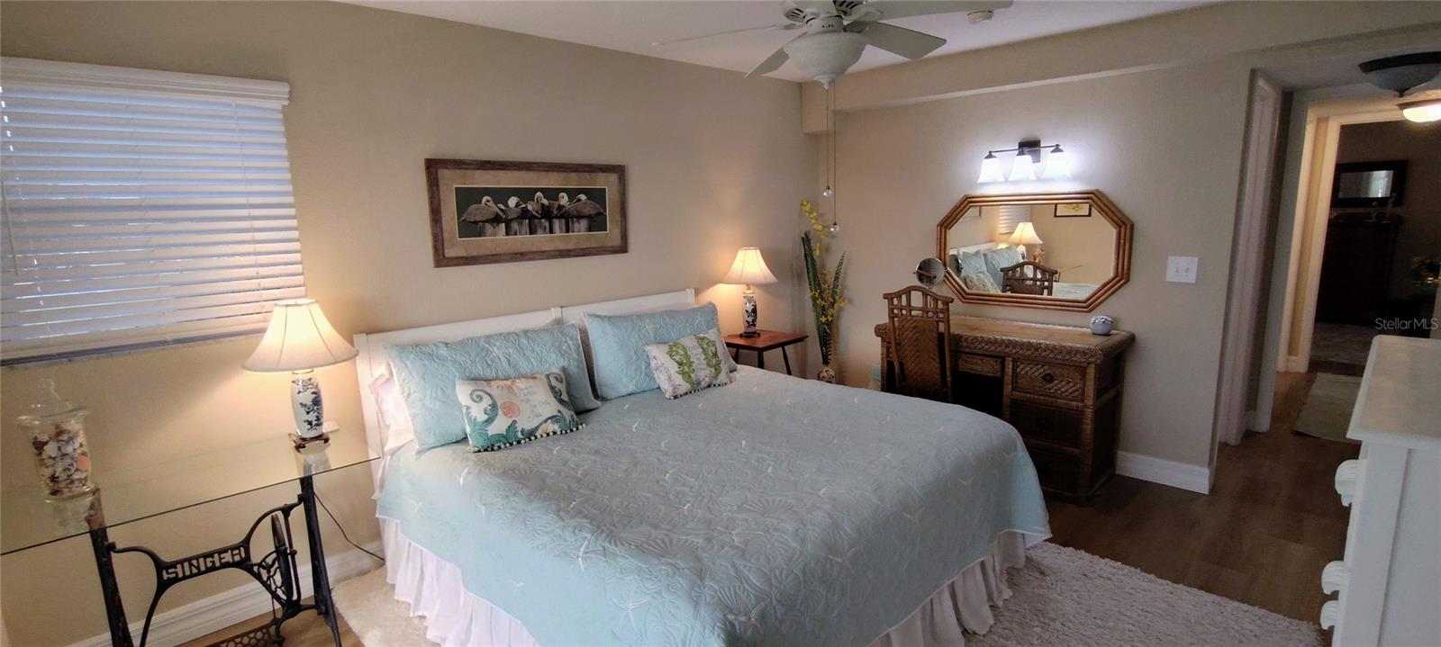 COLONNADES CONDO 11 - Residential
