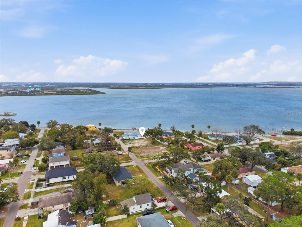 Photo of 2405 Davis Street, Tampa, FL 33605 (MLS # TB8471828)