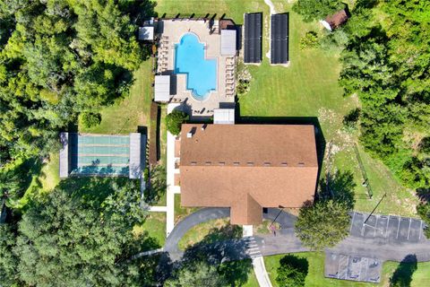 A home in LAKE WALES