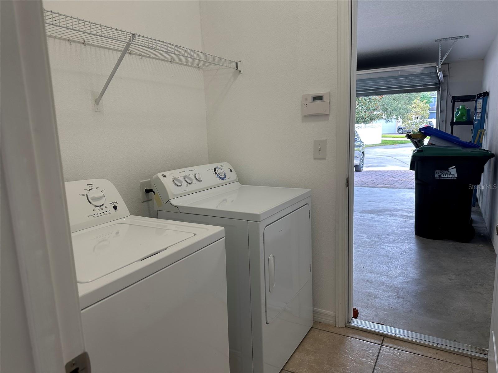 SIGNATURE LAKES PH 2 - Residential