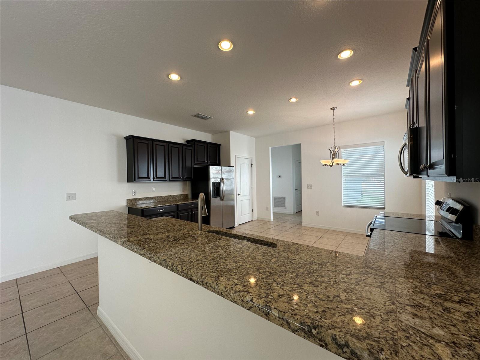 SIGNATURE LAKES PH 2 - Residential