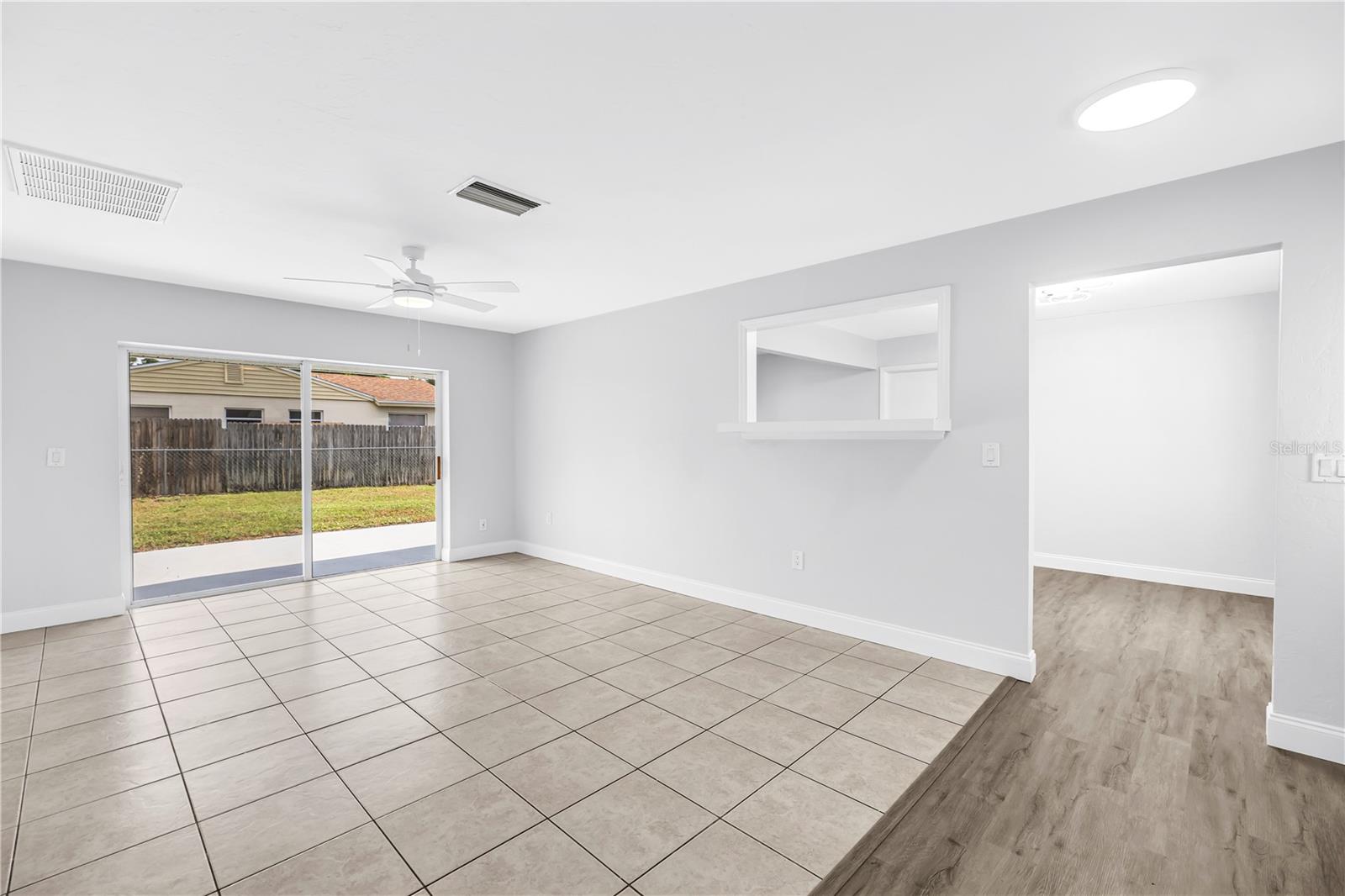 2918 SANDPOINTE DRIVE, BRADENTON, FL, 34205 3 2918 SANDPOINTE DRIVE