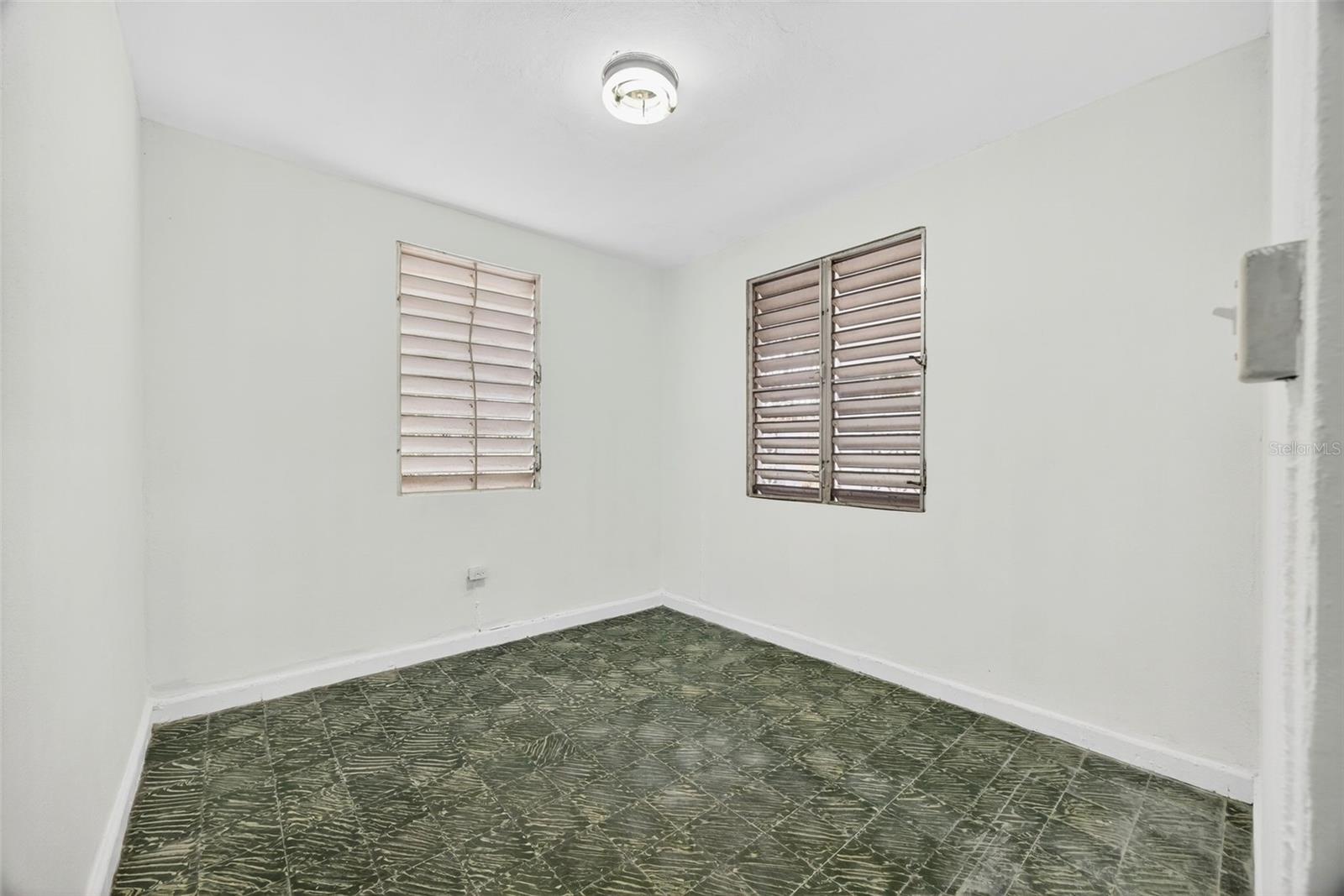 AVE. LAS AMERICAS - Residential