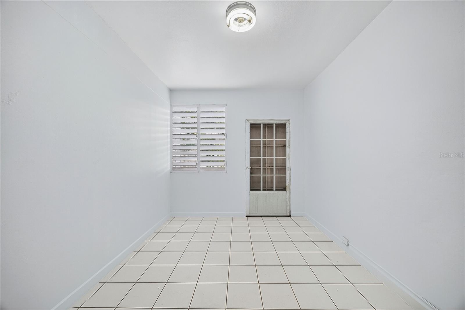 AVE. LAS AMERICAS - Residential