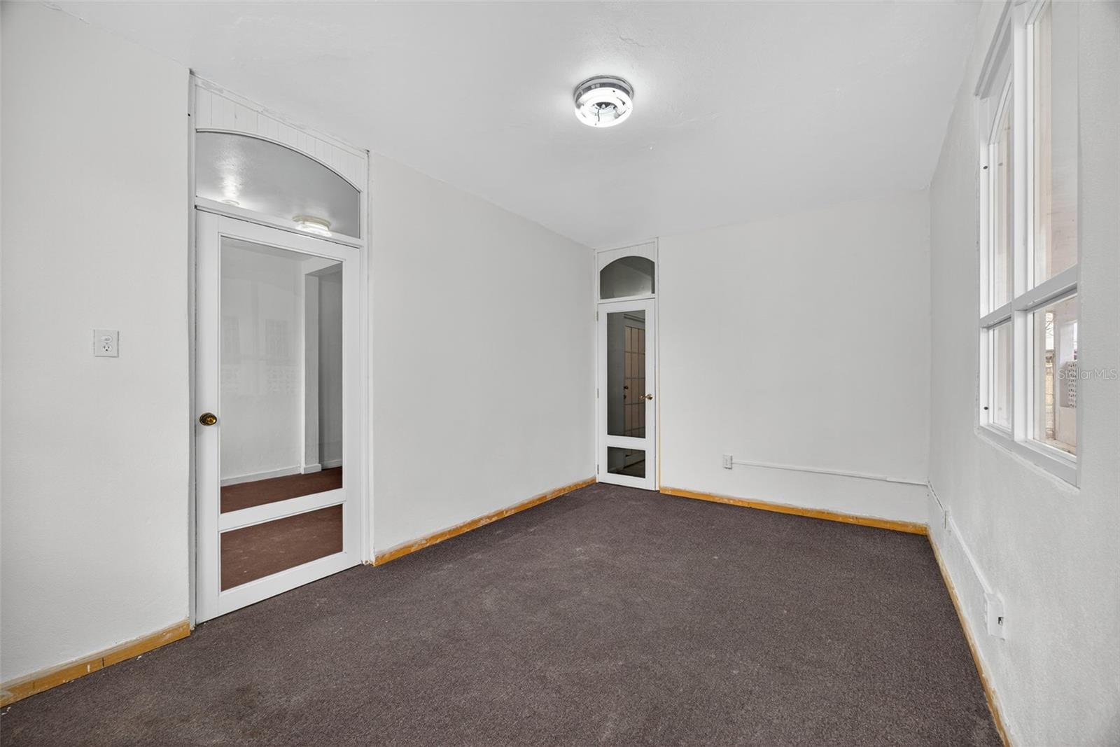 AVE. LAS AMERICAS - Residential