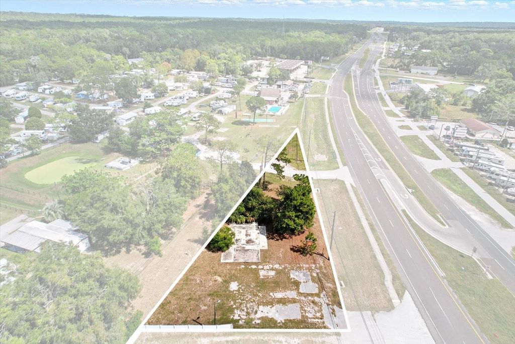 Photo of 15541 Cortez Boulevard, Brooksville, FL 34613 (MLS # TB8437390)
