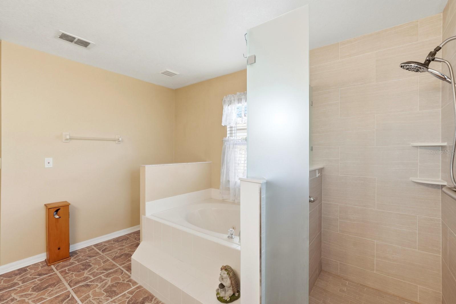 DELTONA LAKES UNIT 71 - Residential