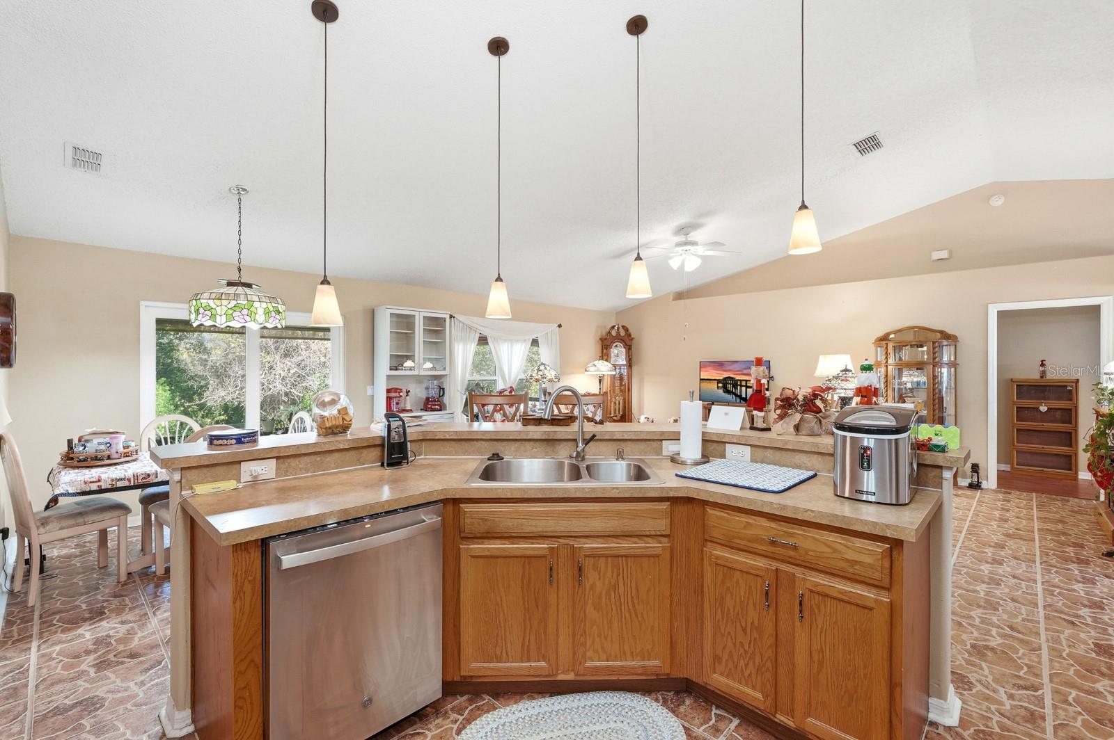 DELTONA LAKES UNIT 71 - Residential