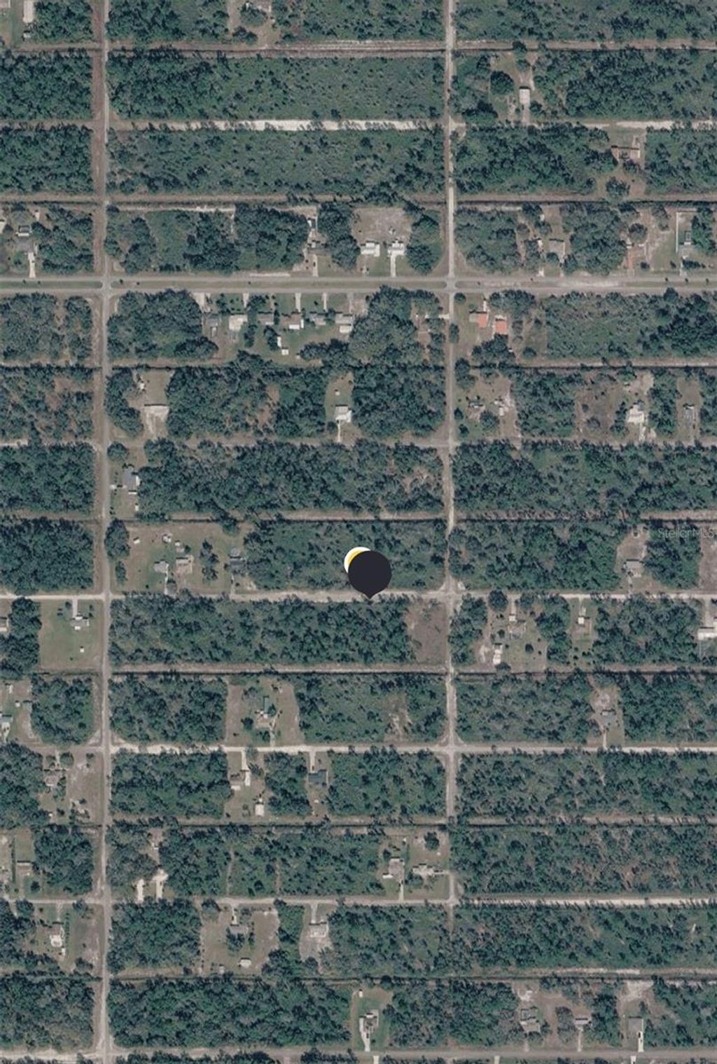 Photo of 906 Granada Drive, Indian Lake Estates, FL 33855 (MLS # P4937824)