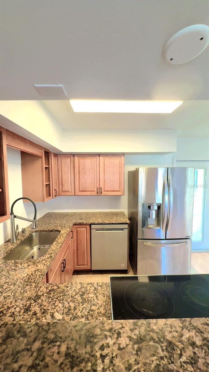 SOUTH VENICE - Residential