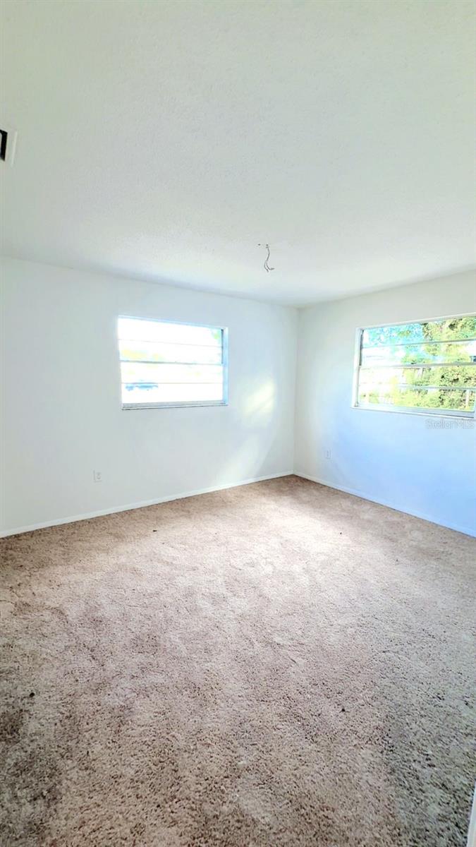 SOUTH VENICE - Residential