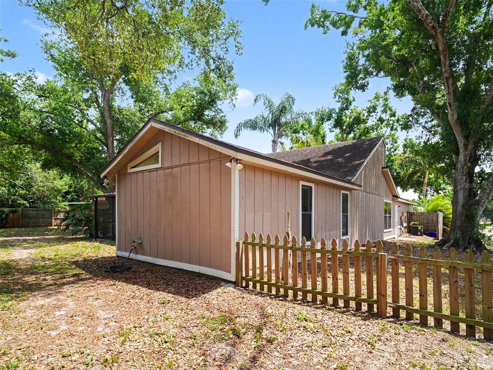 COUNTRY OAKS PH I - Residential