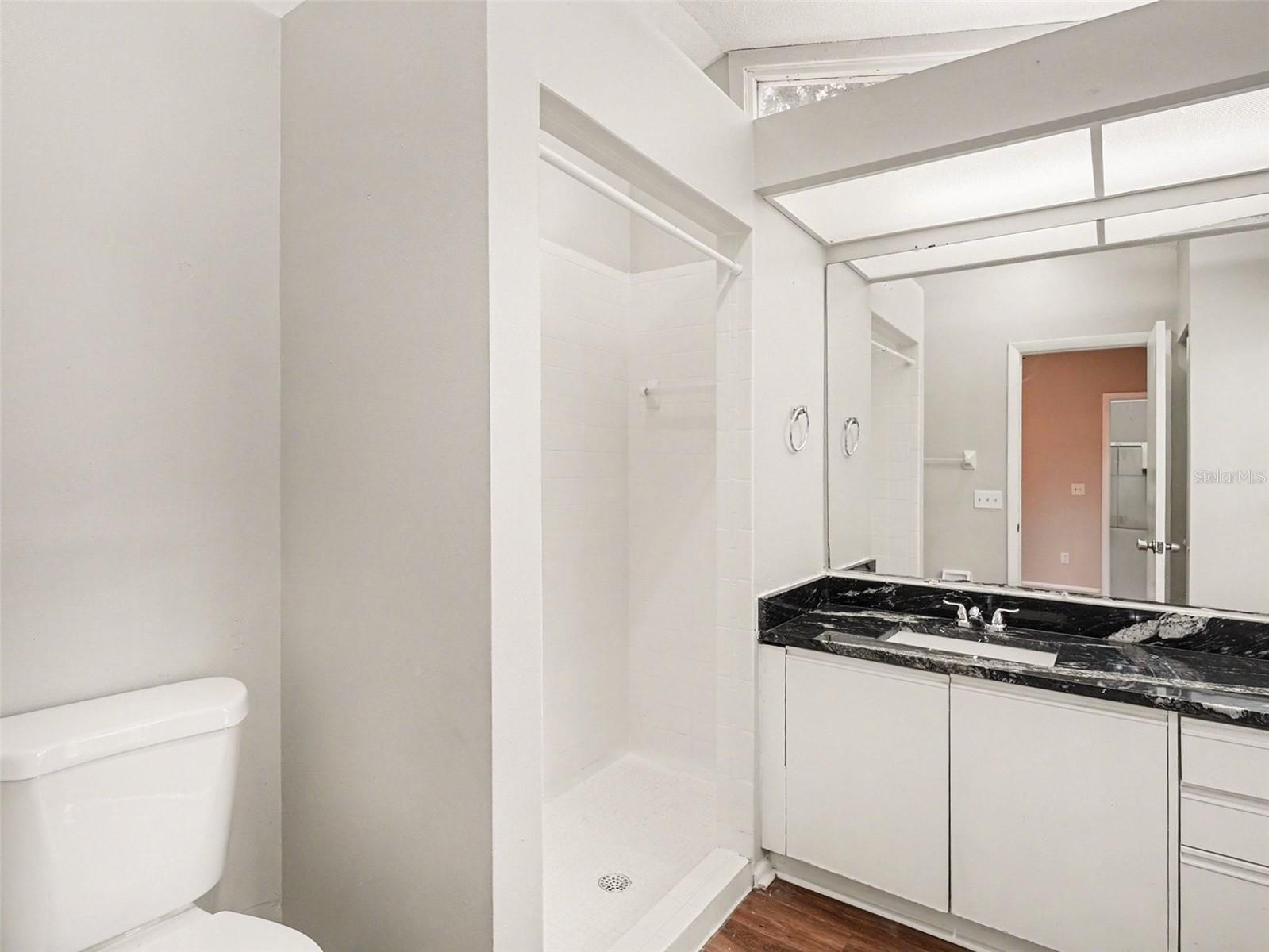 COUNTRY OAKS PH I - Residential