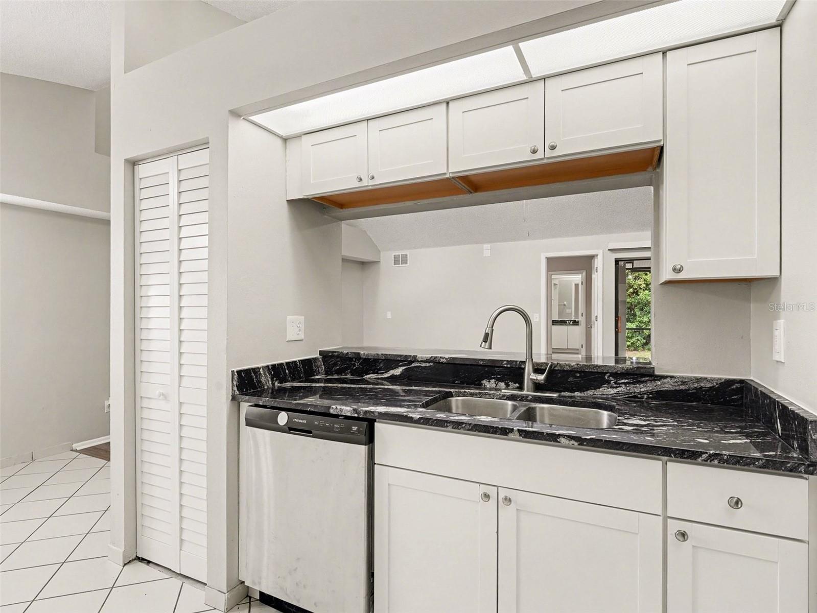 COUNTRY OAKS PH I - Residential